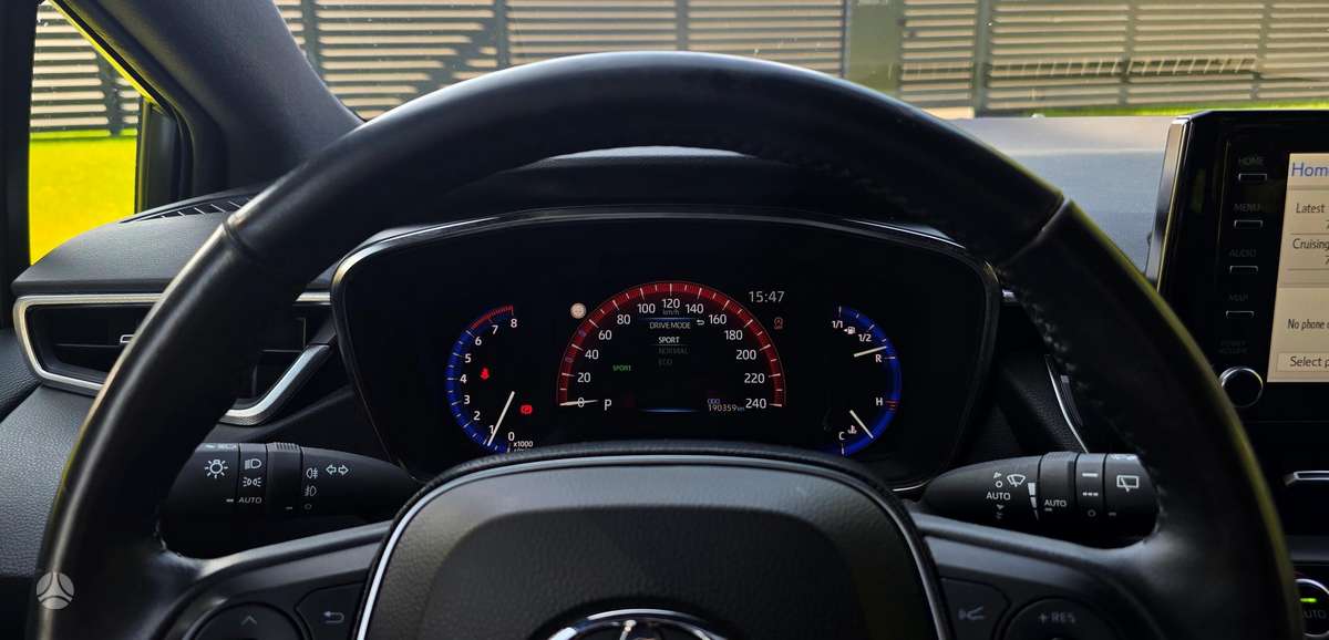 Toyota Corolla, 1.2 l., Универсал