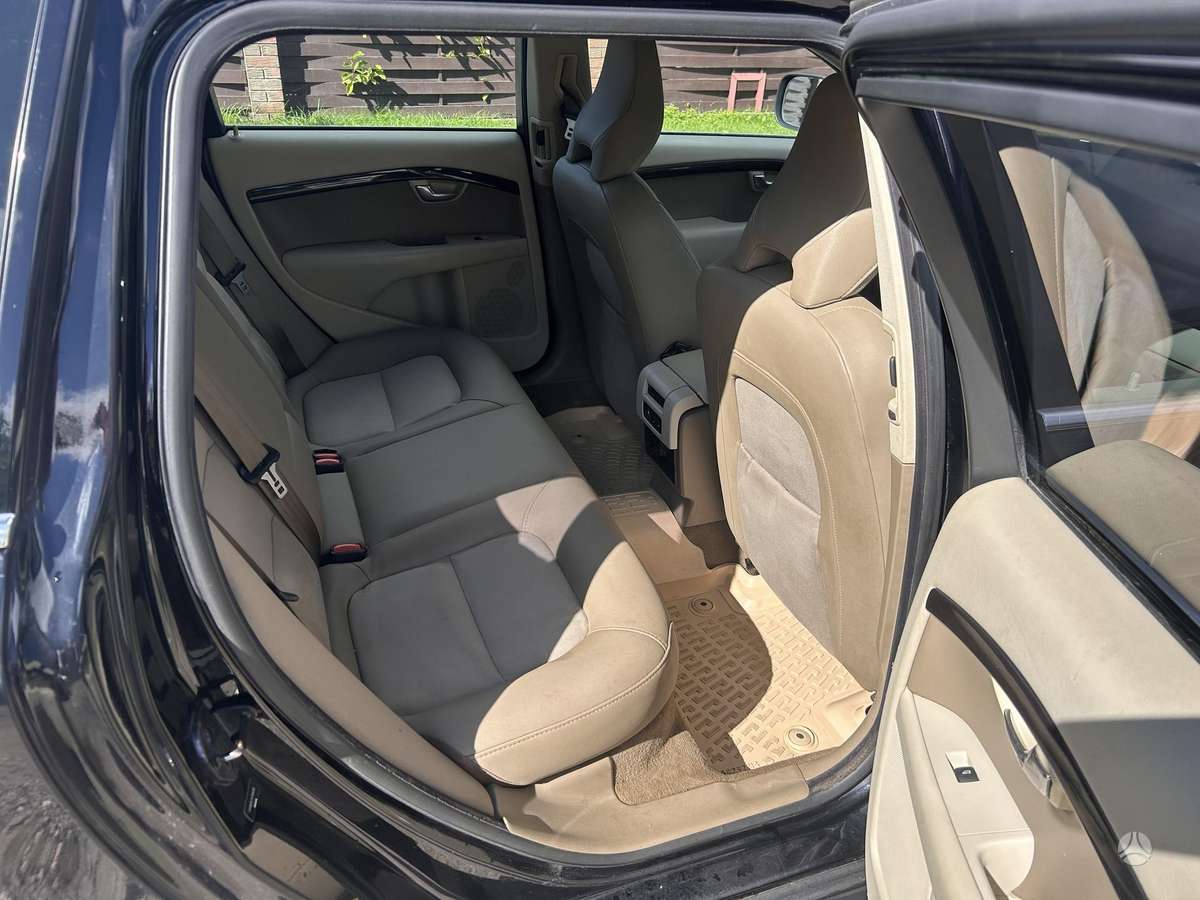 Volvo XC70, 3.2 l., Универсал