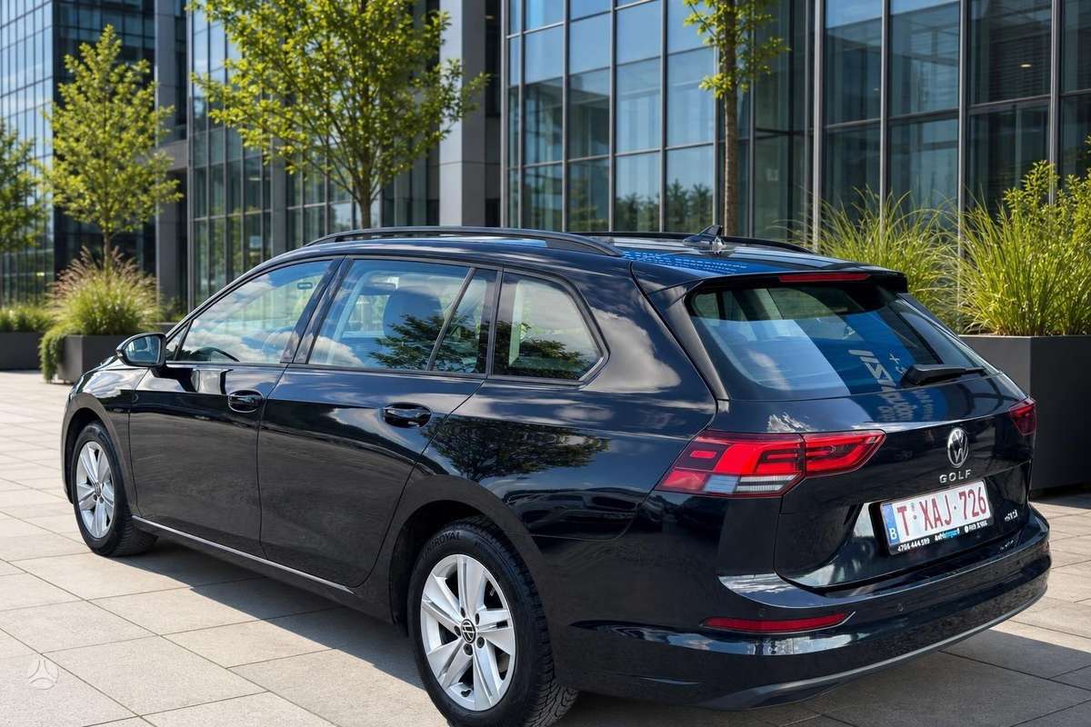 Volkswagen Golf - 3