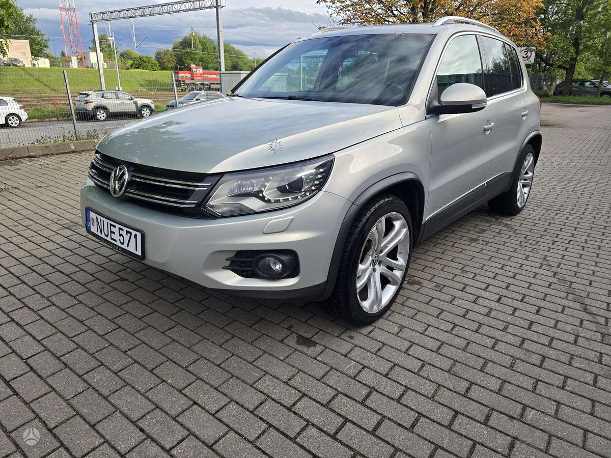 Volkswagen Tiguan - 4