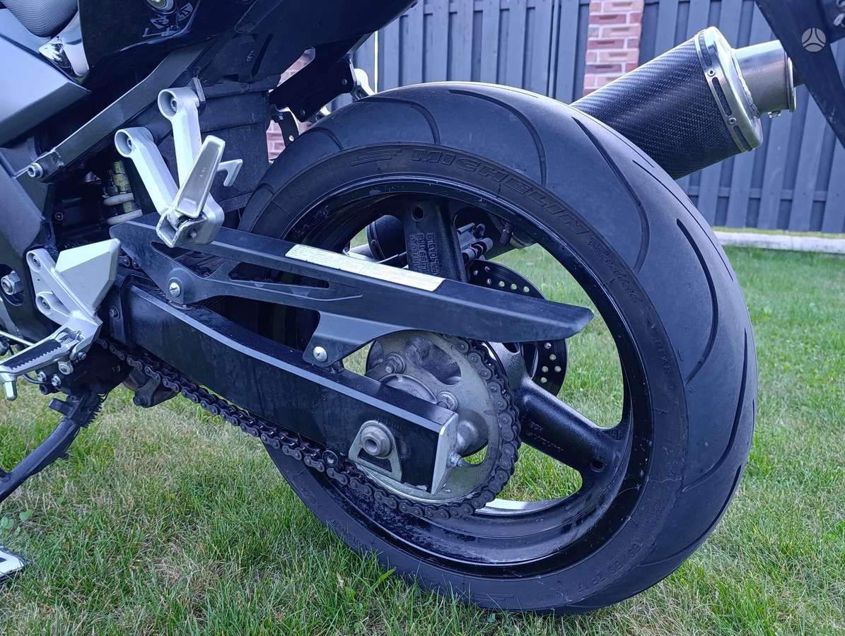 Suzuki SV 650cc, street / classic