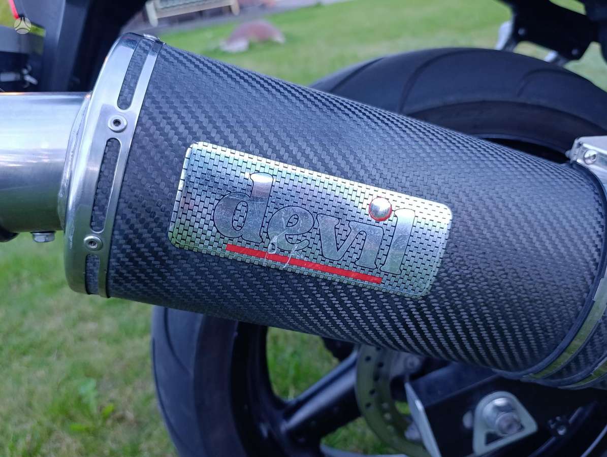 Suzuki SV 650cc, street / classic