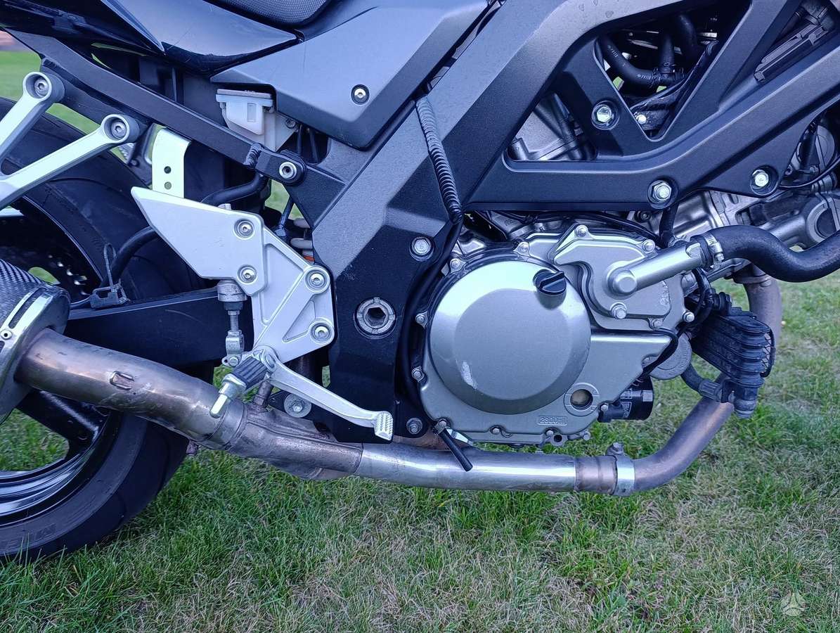 Suzuki SV 650cc, street / classic