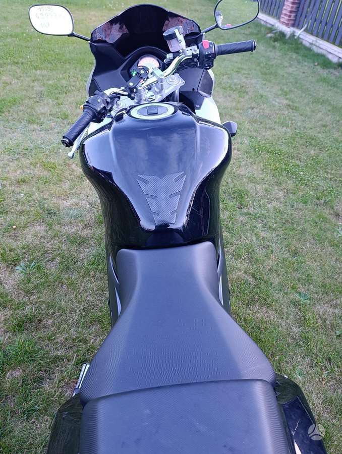 Suzuki SV 650cc, street / classic