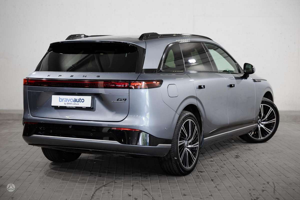Xpeng G9 - 9