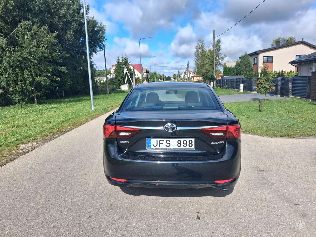 Toyota Avensis - 7