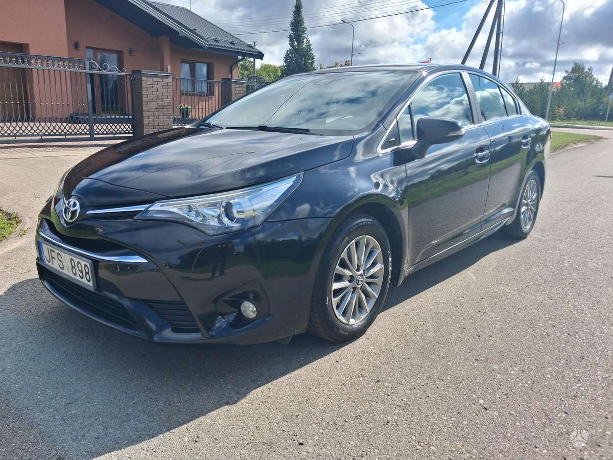 Toyota Avensis - 2