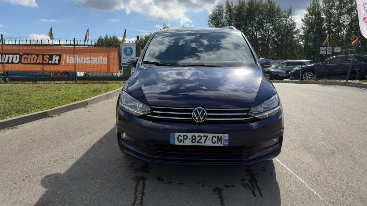 Volkswagen Touran - 3