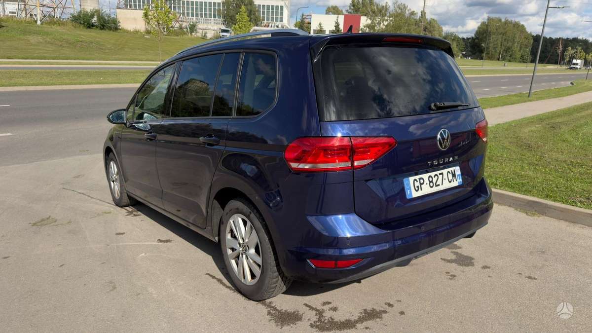 Volkswagen Touran - 7