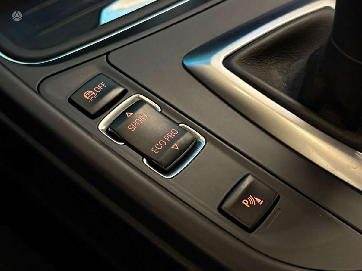 BMW 320, 2.0 l., wagon