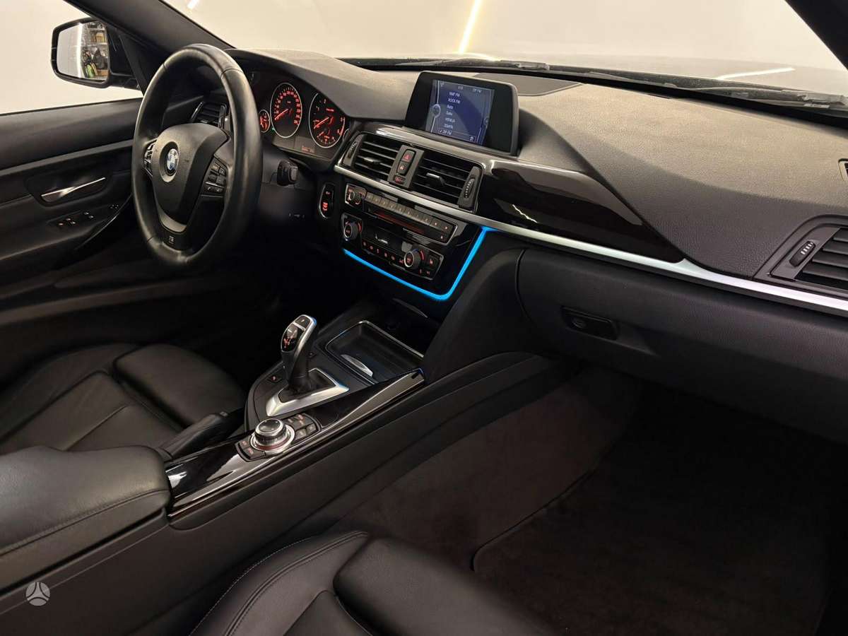 BMW 320, 2.0 l., wagon