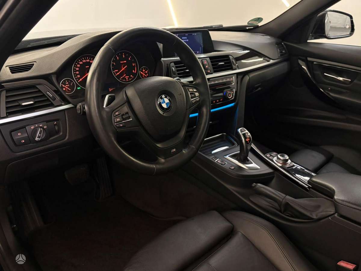 BMW 320, 2.0 l., wagon