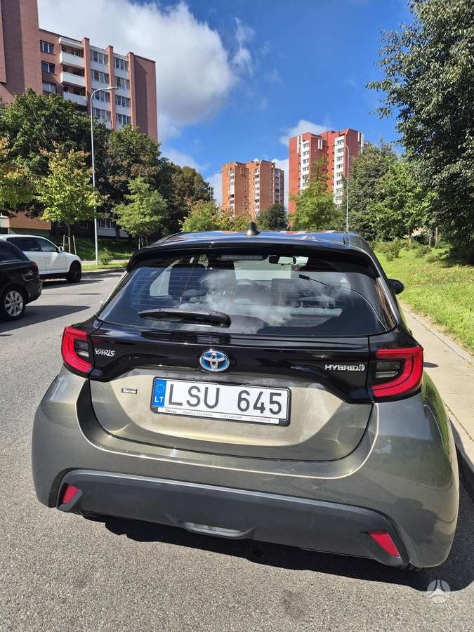 Toyota Yaris - 4