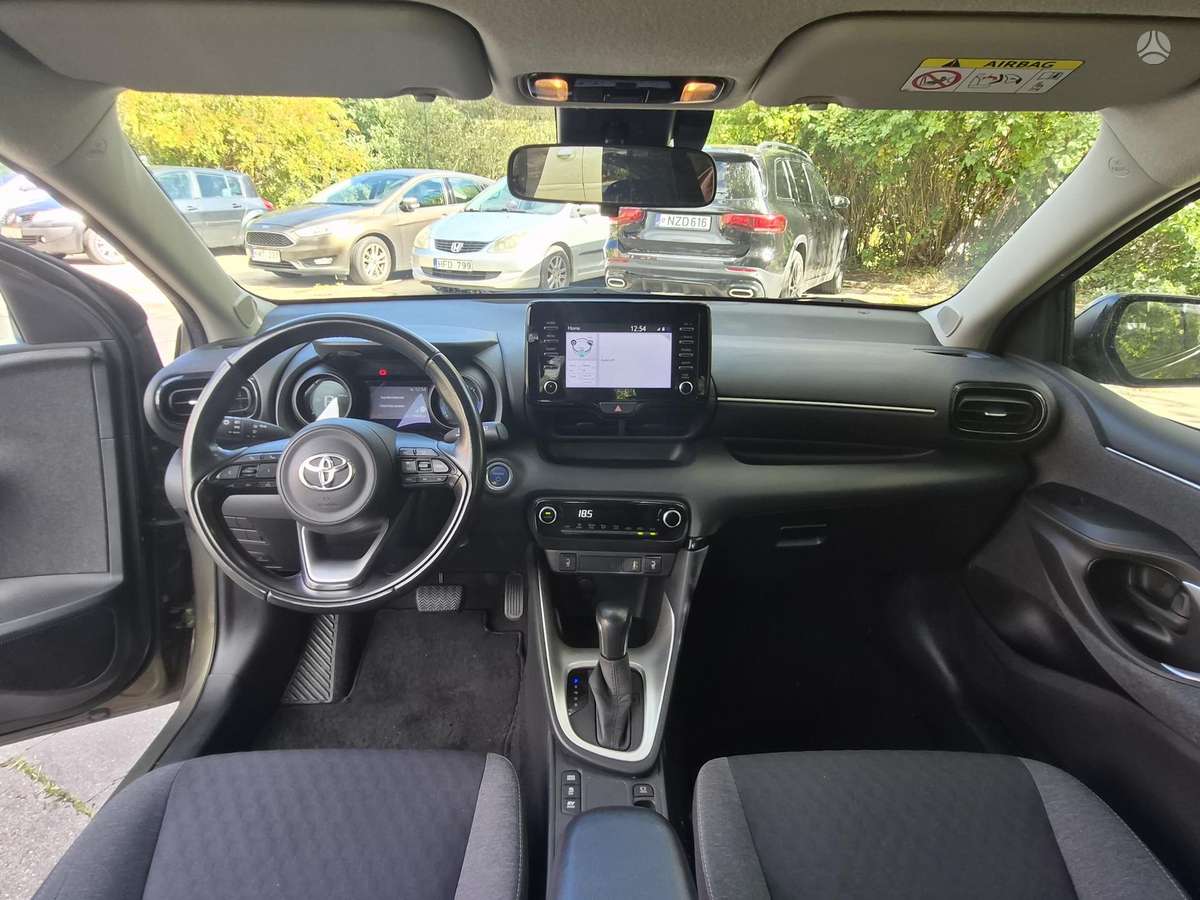 Toyota Yaris - 7