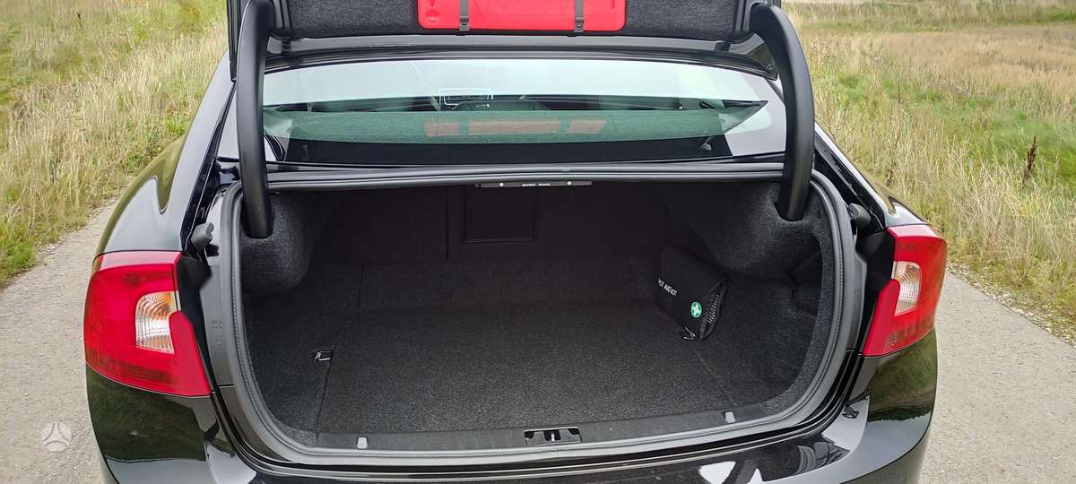 Volvo S60 - 9