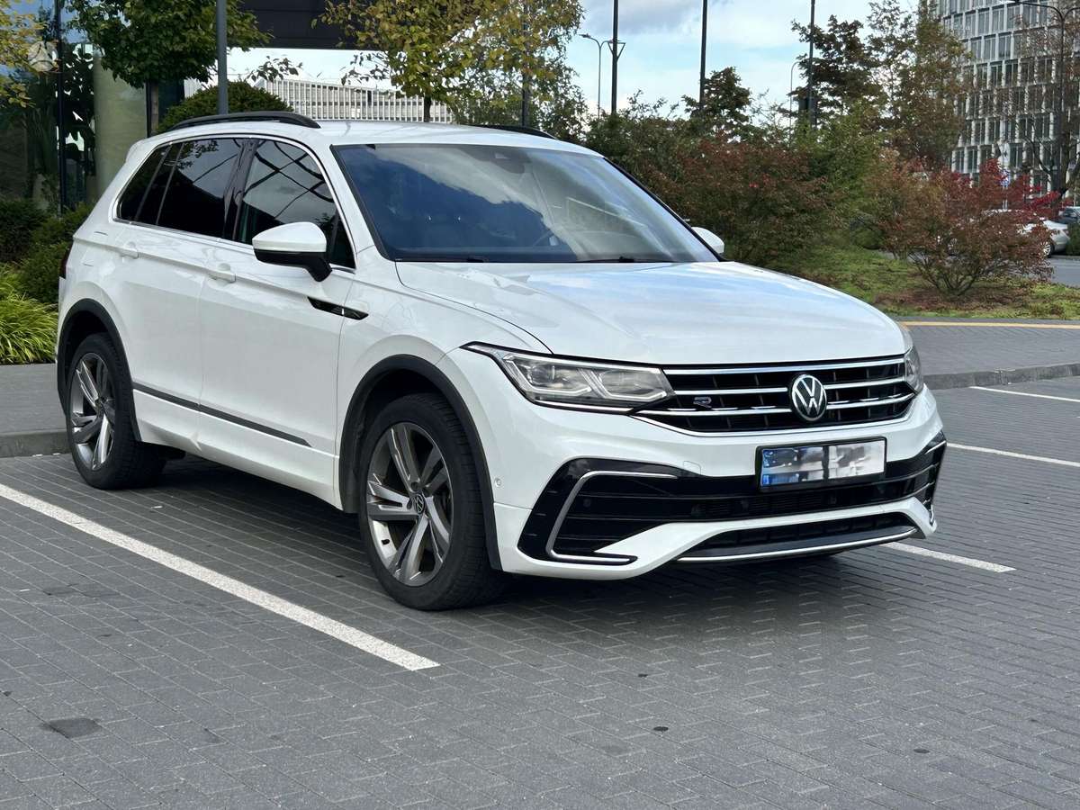 Volkswagen Tiguan - 3