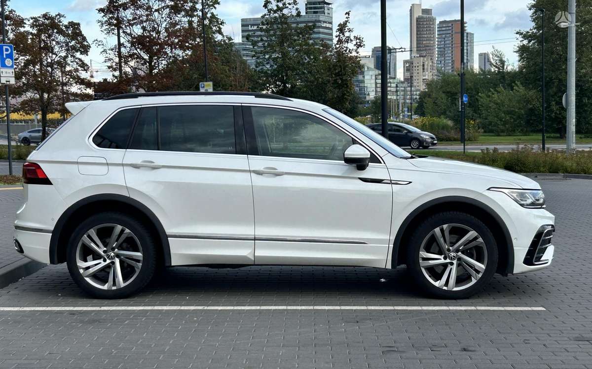 Volkswagen Tiguan - 4