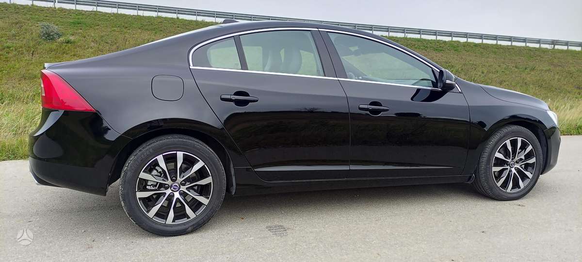 Volvo S60 - 3
