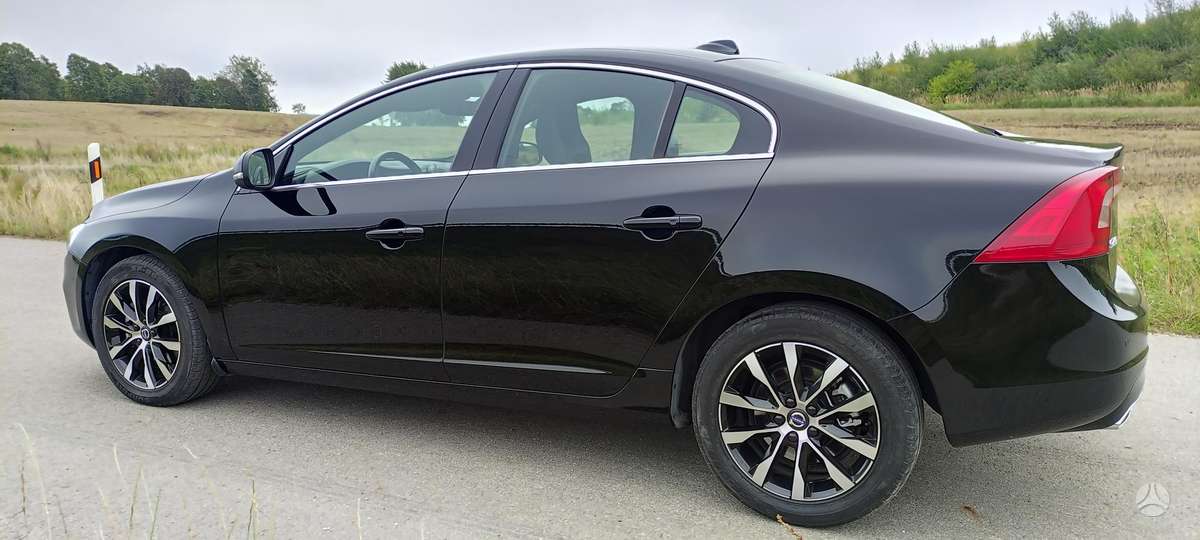 Volvo S60 - 11