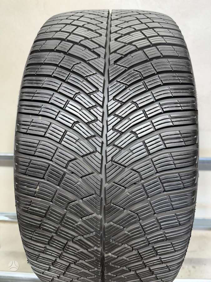 Pirelli Pzero winter2/2025m, winter 275/30 R21