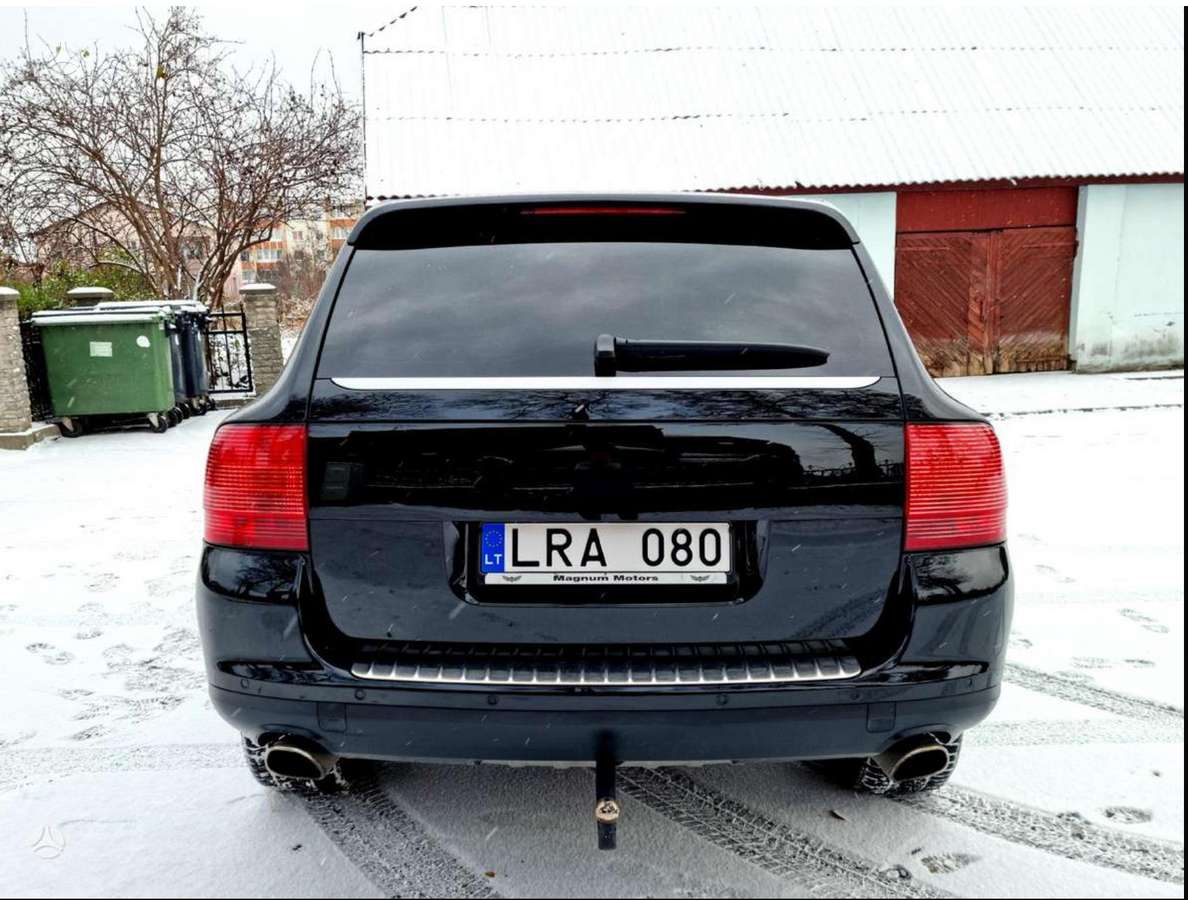 Porsche Cayenne - 6