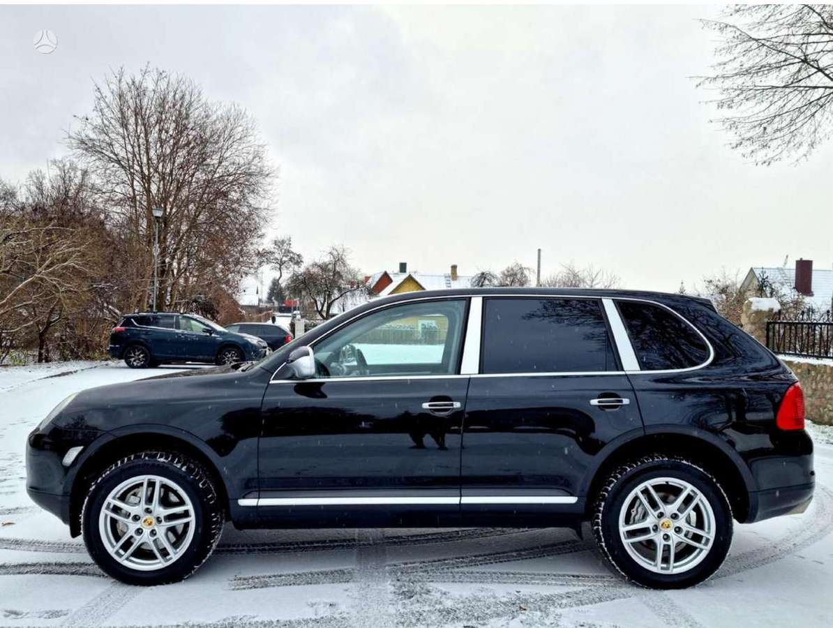 Porsche Cayenne - 10