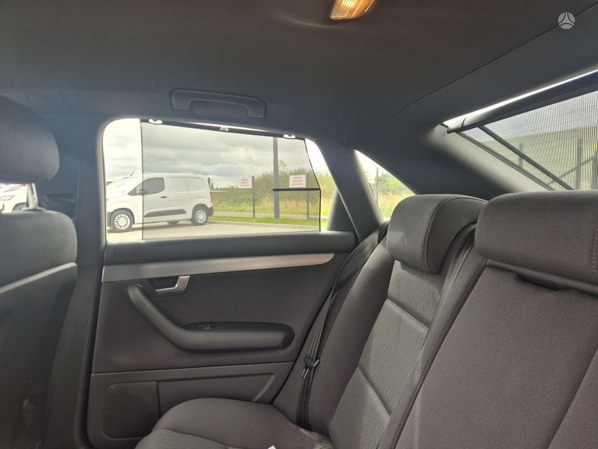Audi A4, 2.0 l., Седан