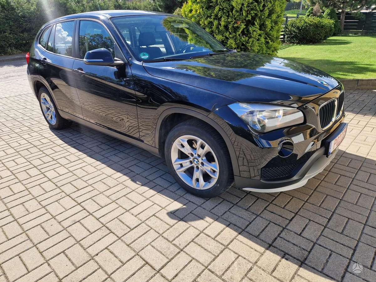 BMW X1, 2.0 l., Минивэн