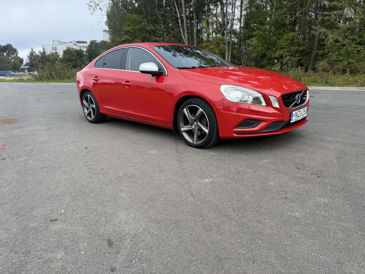 Volvo S60, 2.4 l., Седан