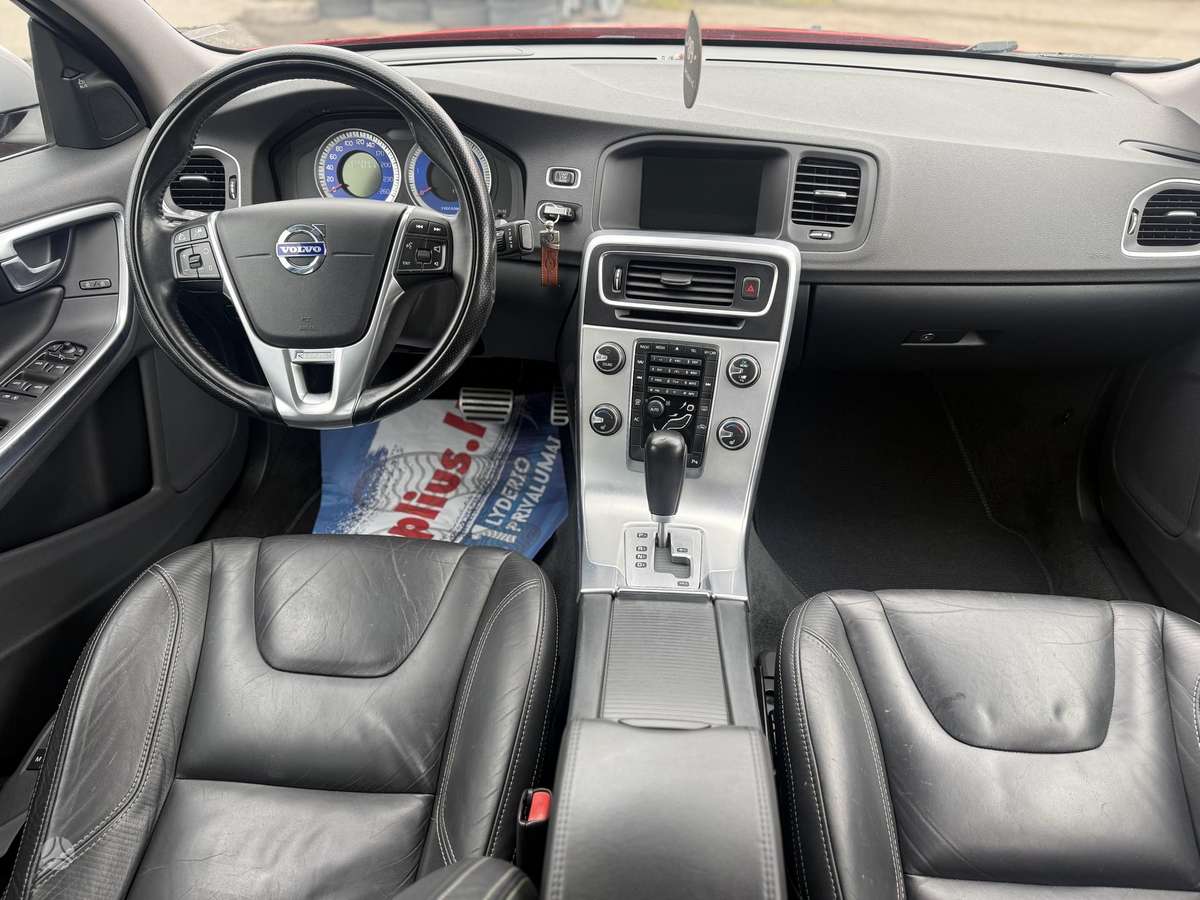 Volvo S60, 2.4 l., Седан
