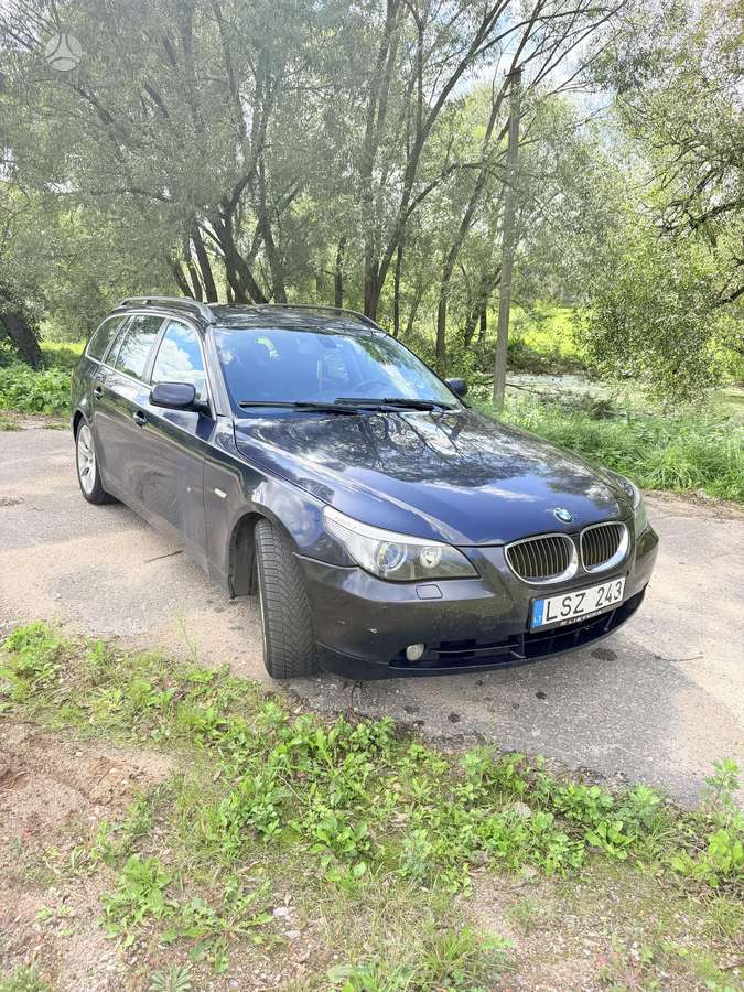 BMW 525, 2.5 l., Универсал