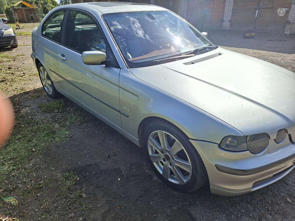 BMW 325, 2.5 l., Хэтчбек