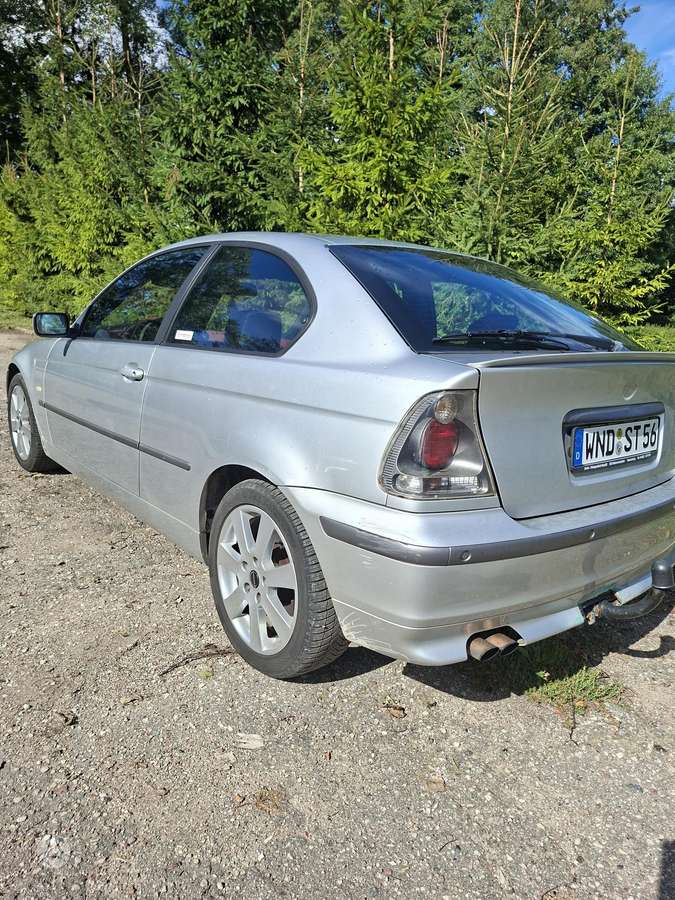 BMW 325, 2.5 l., hečbekas