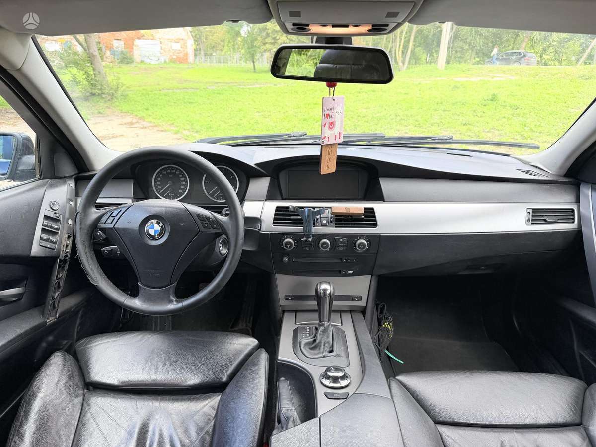 BMW 525, 2.5 l., Универсал