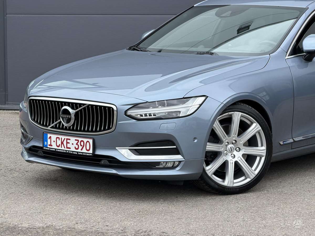 Volvo S90 - 3
