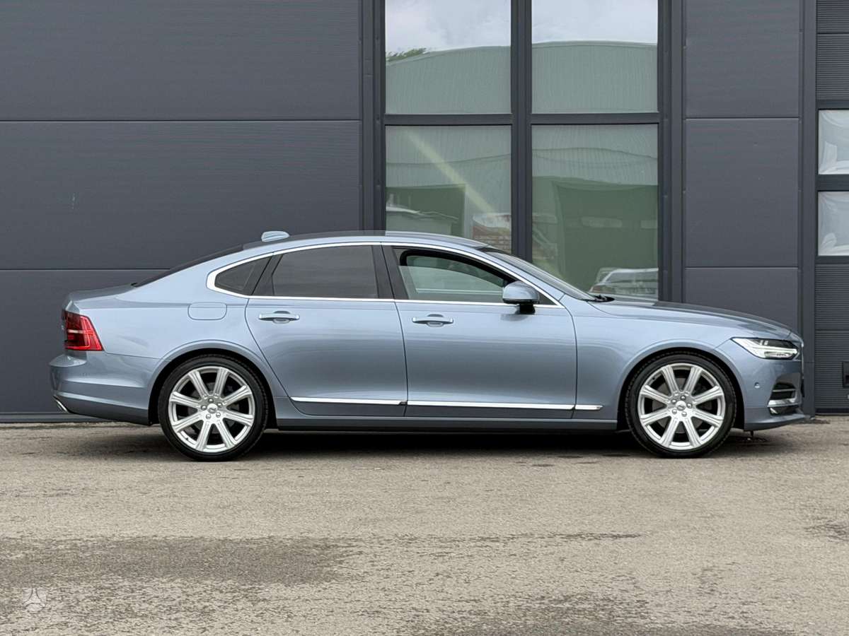 Volvo S90 - 11