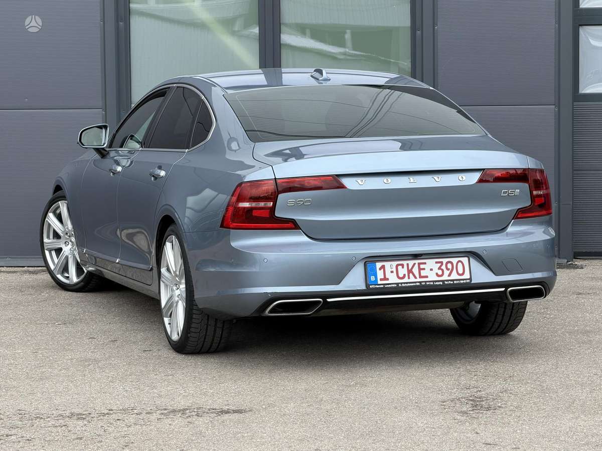 Volvo S90 - 6