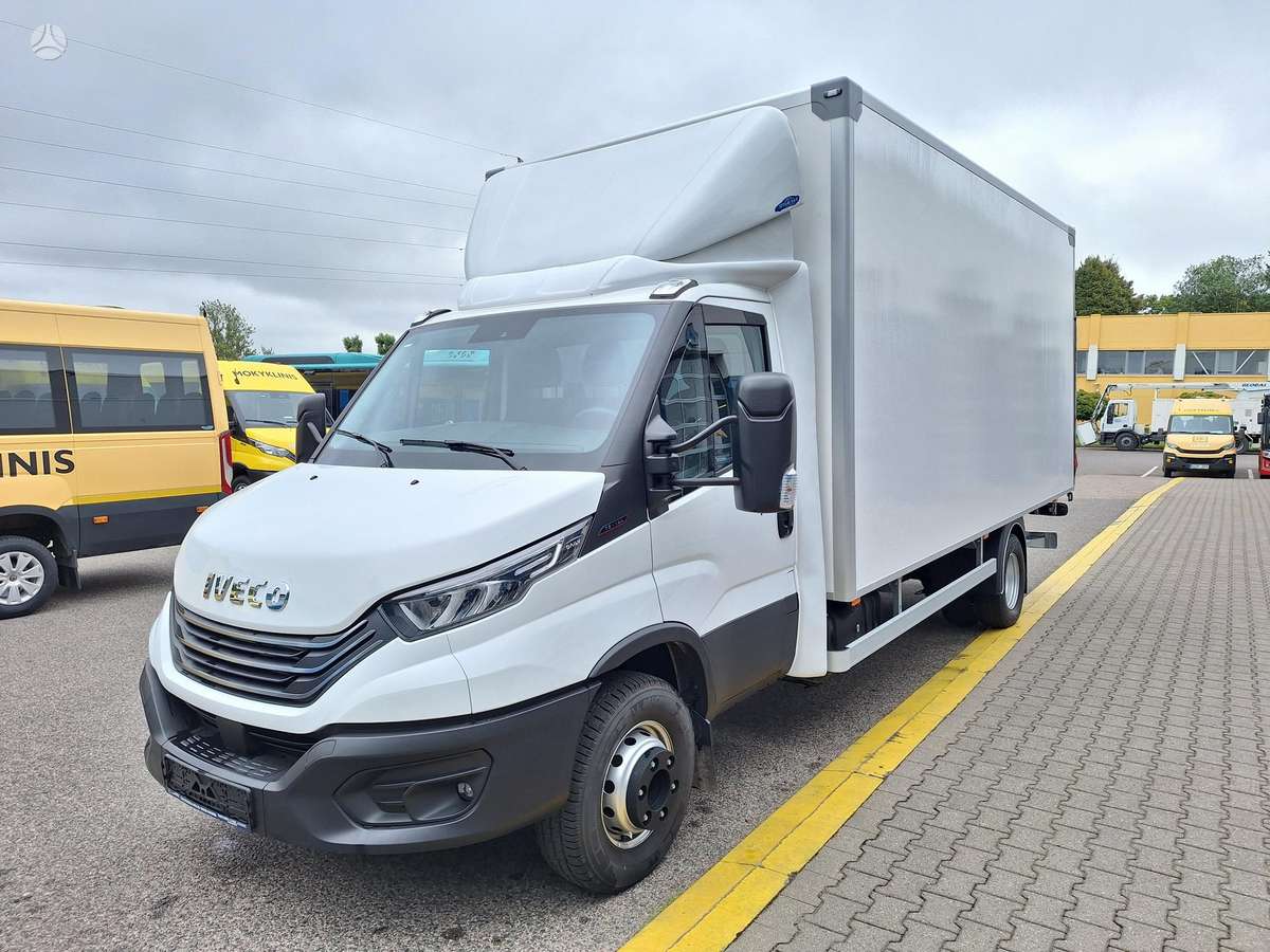 Iveco Daily, box trucks / box vans