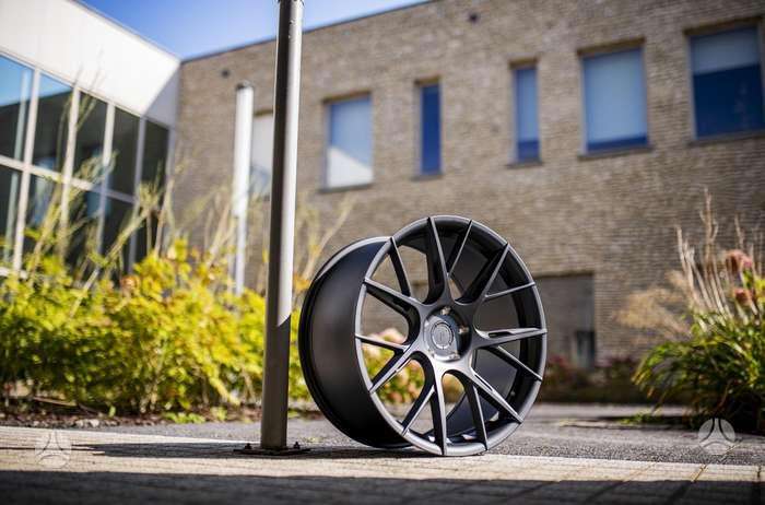 RIVIERA RF5 Black Polished FlowFormed, легкосплавные , R21
