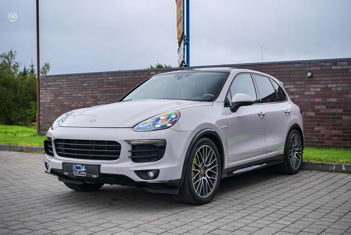 Porsche Cayenne - 3