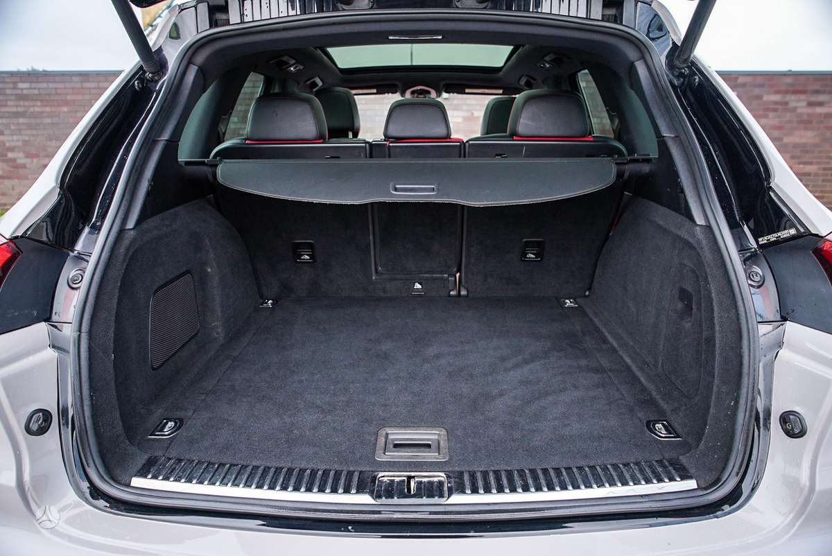Porsche Cayenne - 11