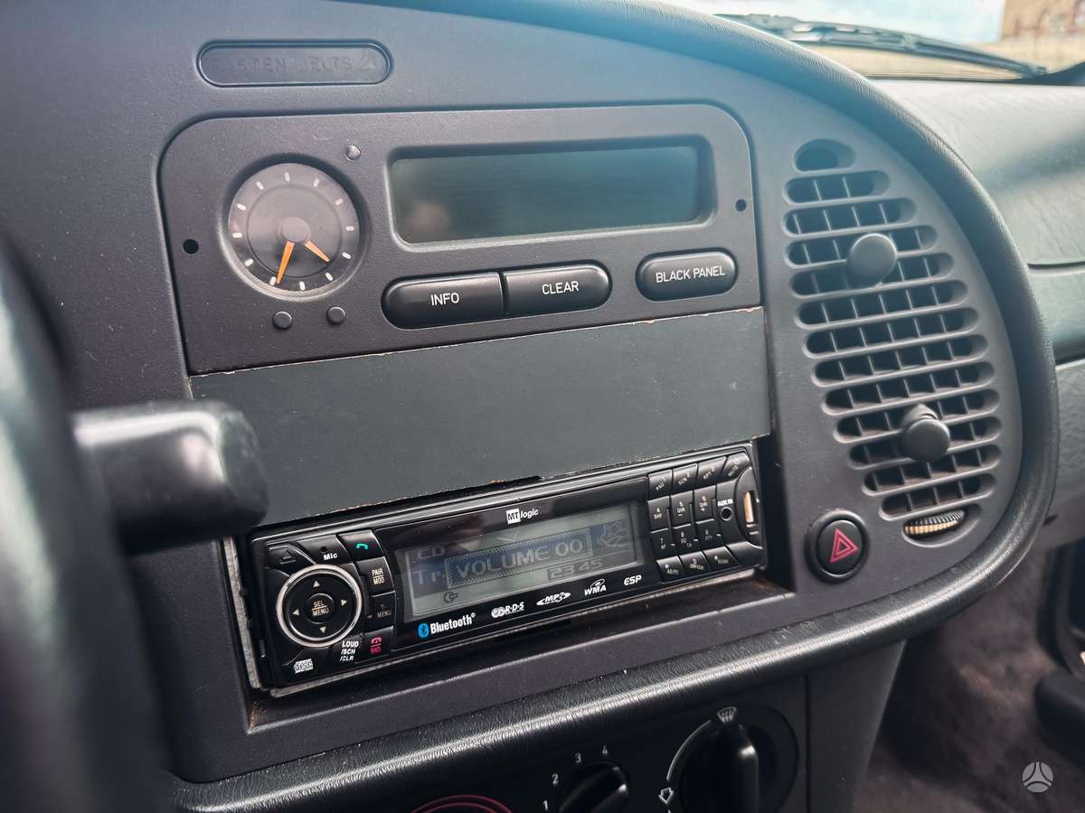 Saab 900 - 5