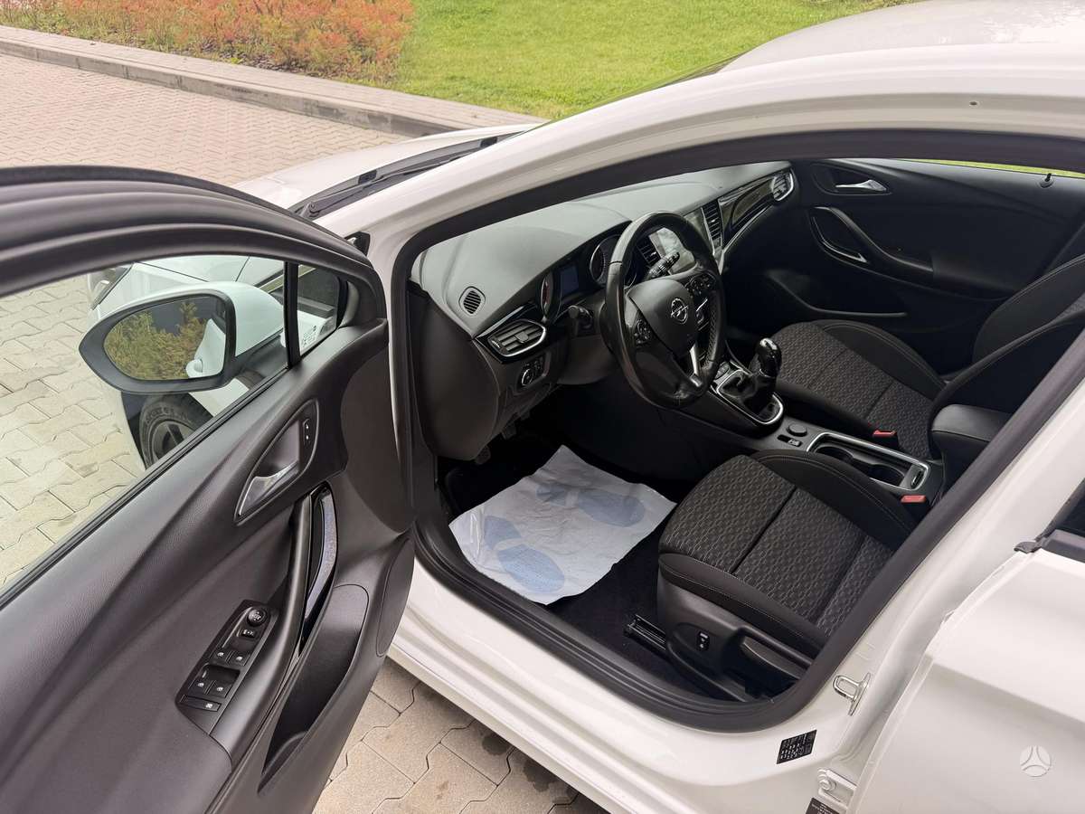 Opel Astra, 1.4 l., hatchback