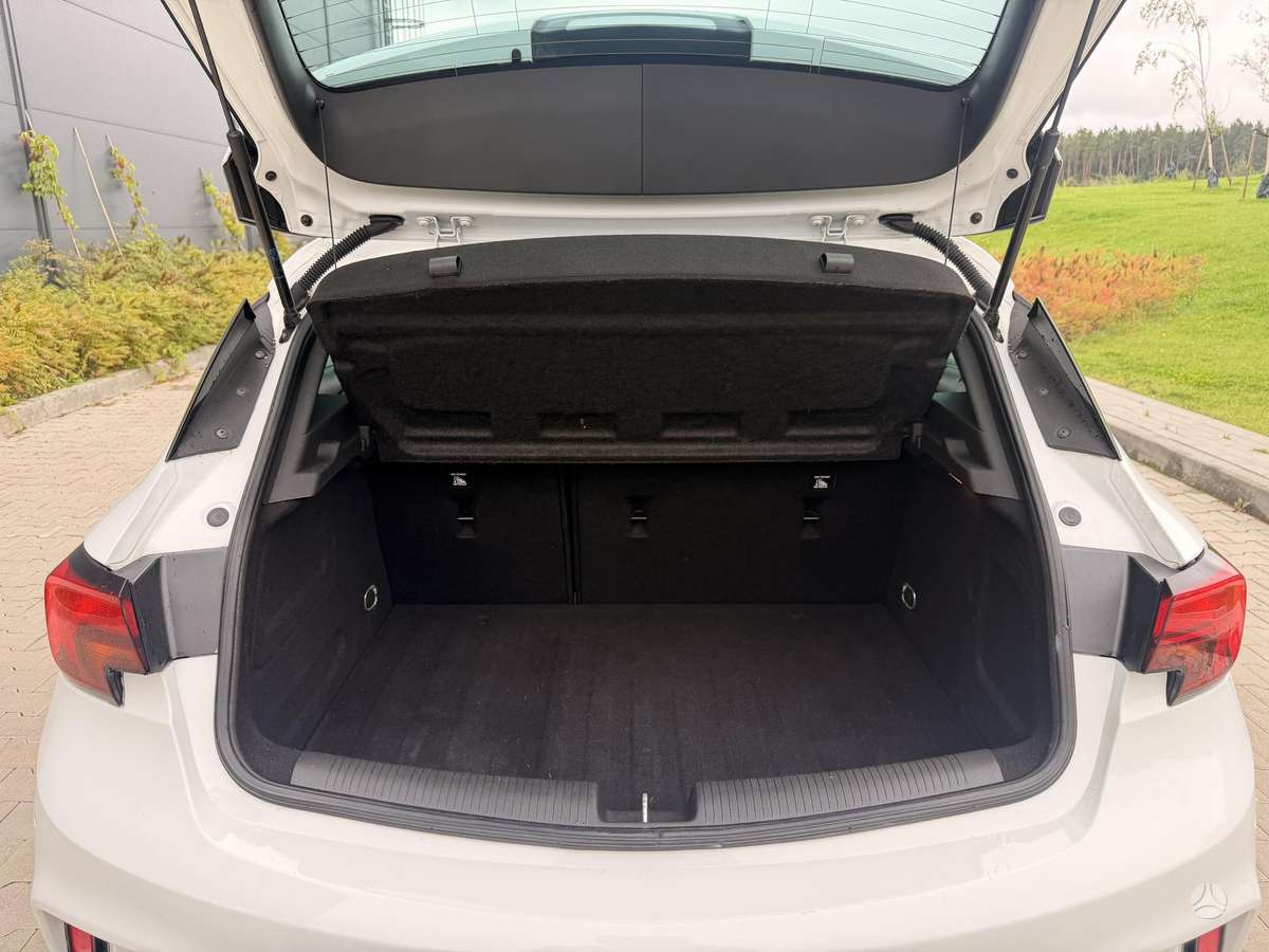 Opel Astra, 1.4 l., hatchback