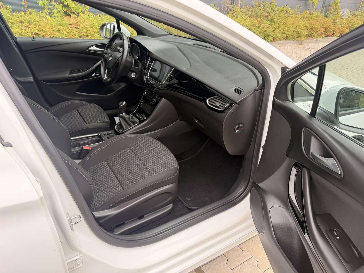 Opel Astra, 1.4 l., hatchback
