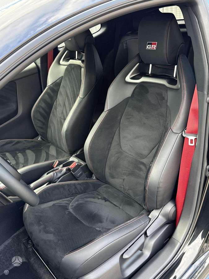 Toyota GR Yaris - 12