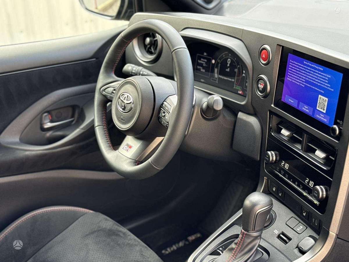 Toyota GR Yaris - 11