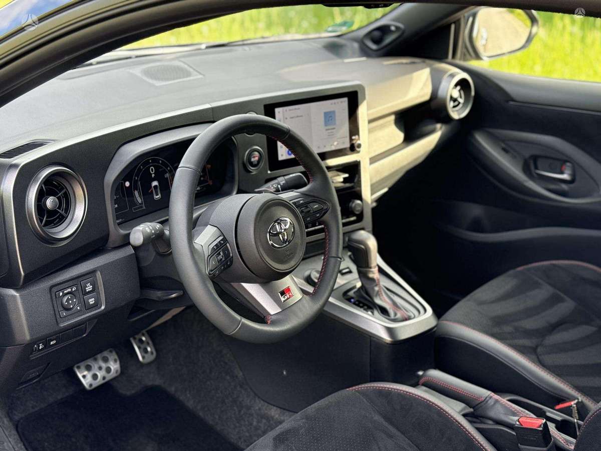 Toyota GR Yaris - 10