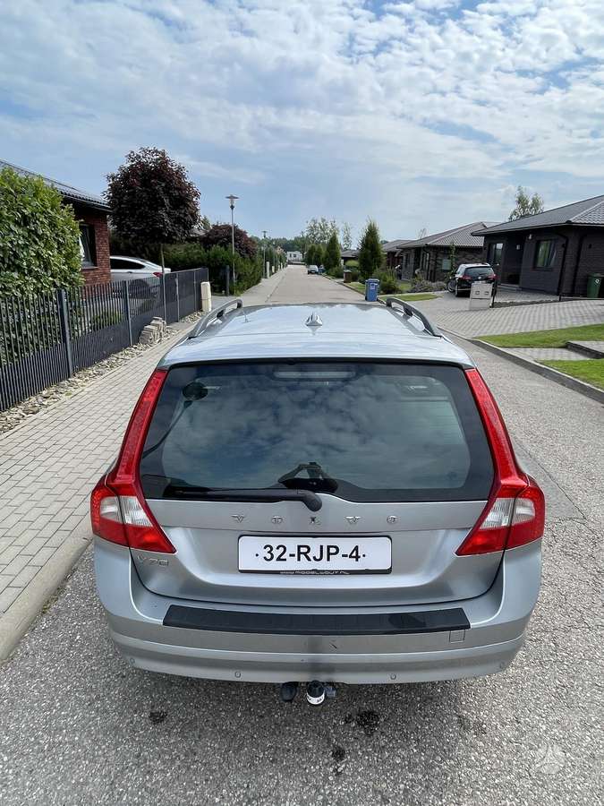 Volvo V70, 2.0 l., Универсал