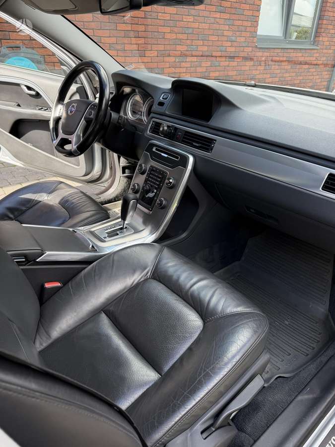 Volvo V70, 2.0 l., Универсал
